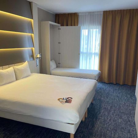 ไอบิส สไตล์ นีเวล Hotel นิเวลส์ ภายนอก รูปภาพ
