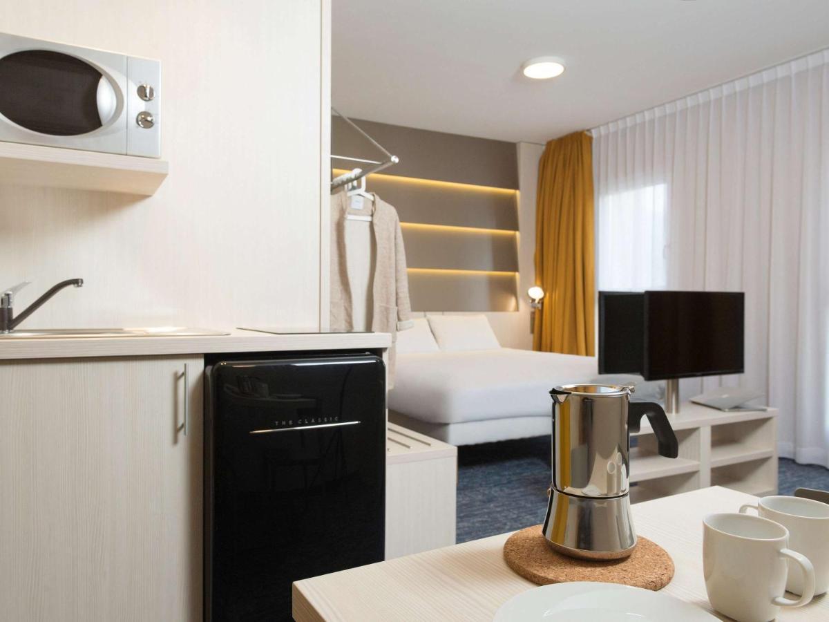 ไอบิส สไตล์ นีเวล Hotel นิเวลส์ ภายนอก รูปภาพ